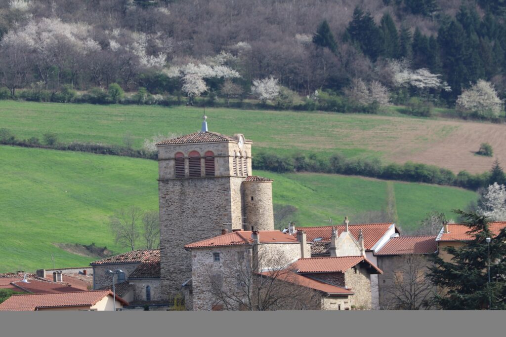 L'Ã©glise du village de Longes